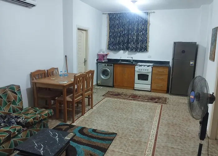 Apartment In Al-ahyiaa, Tolal Street *